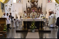 Inzegening Altaar Genovevakerk