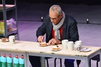 Vastzakcomedie met de Schoonmaakster (9)